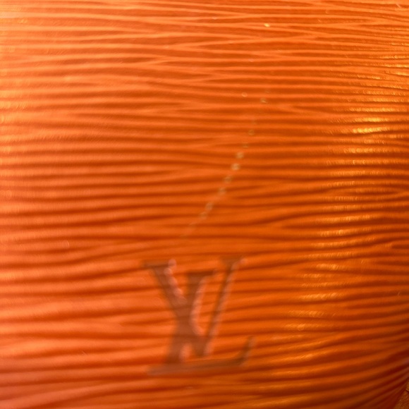 Louis Vuitton Saint Joseph Epi - Picture 13 of 14